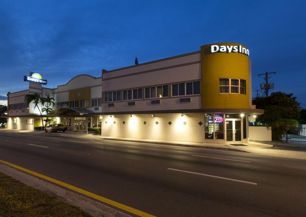 Days Inn By Wyndham Miami Airport North Miami Springs Εξωτερικό φωτογραφία