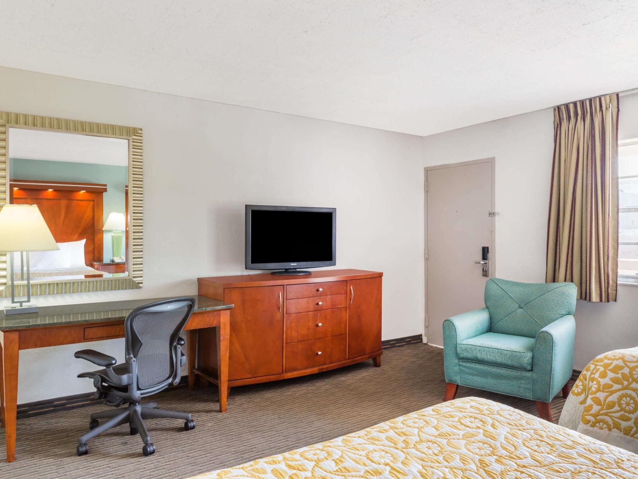 Days Inn By Wyndham Miami Airport North Miami Springs Εξωτερικό φωτογραφία