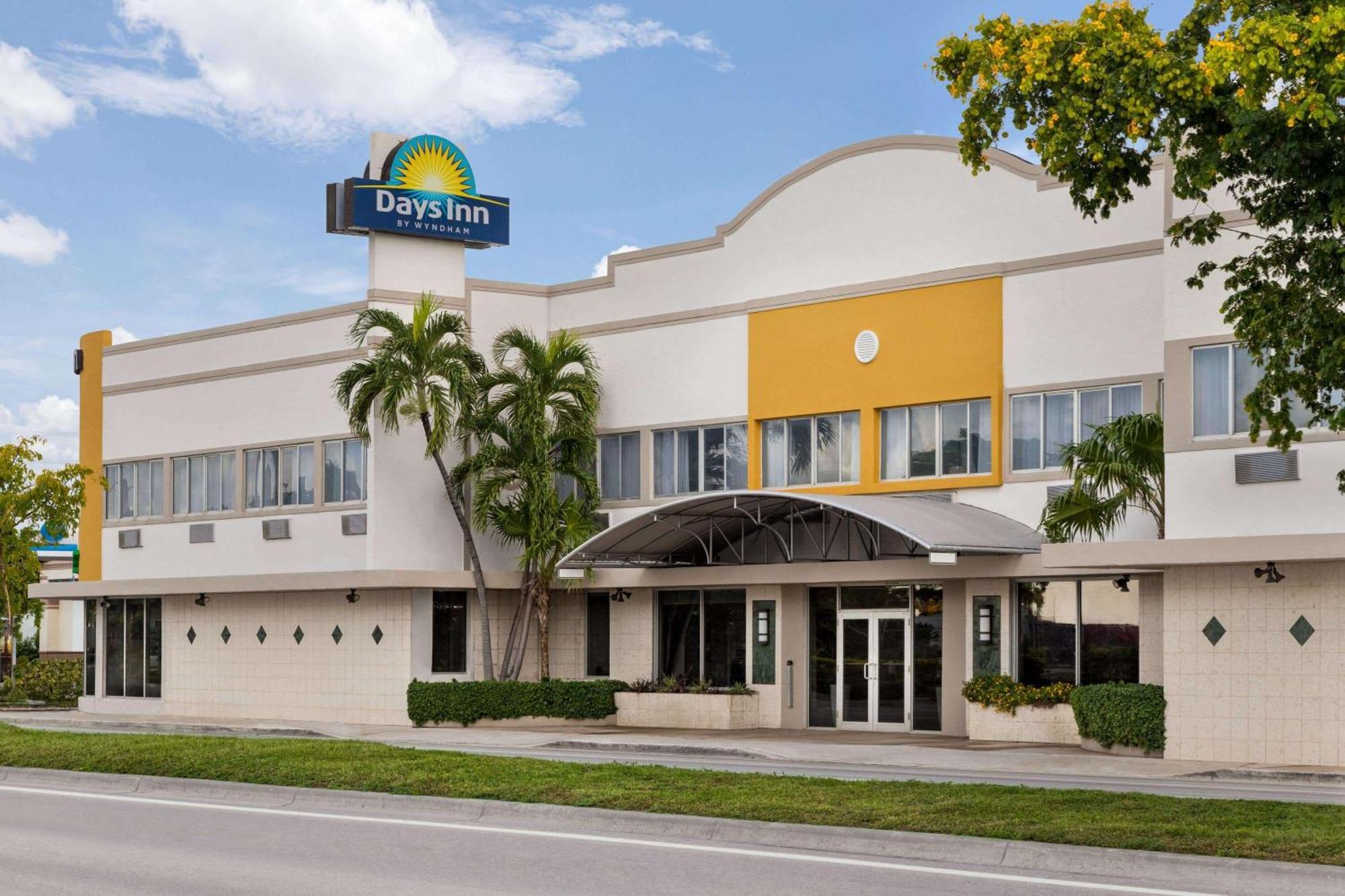 Days Inn By Wyndham Miami Airport North Miami Springs Εξωτερικό φωτογραφία