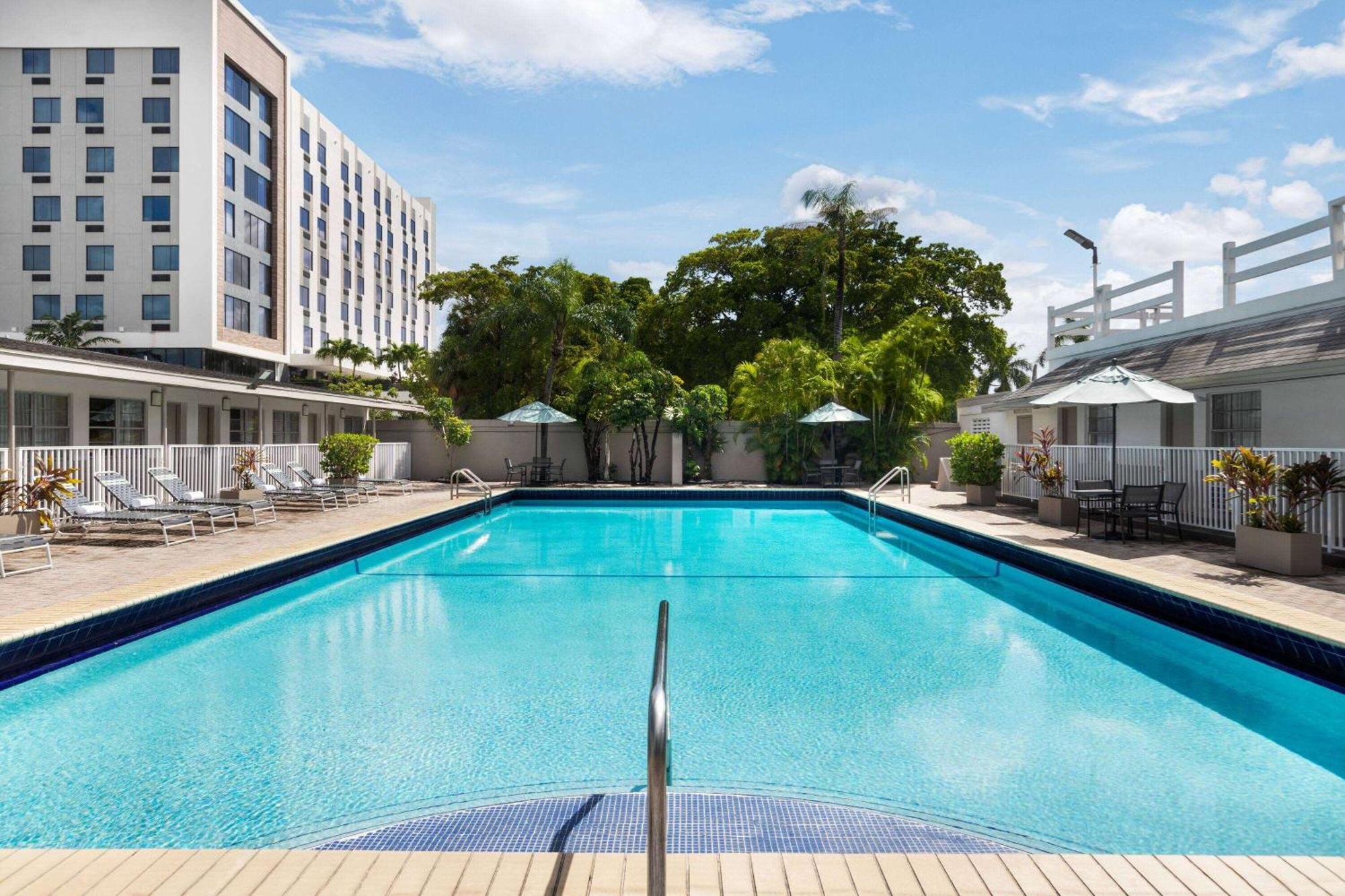 Days Inn By Wyndham Miami Airport North Miami Springs Εξωτερικό φωτογραφία