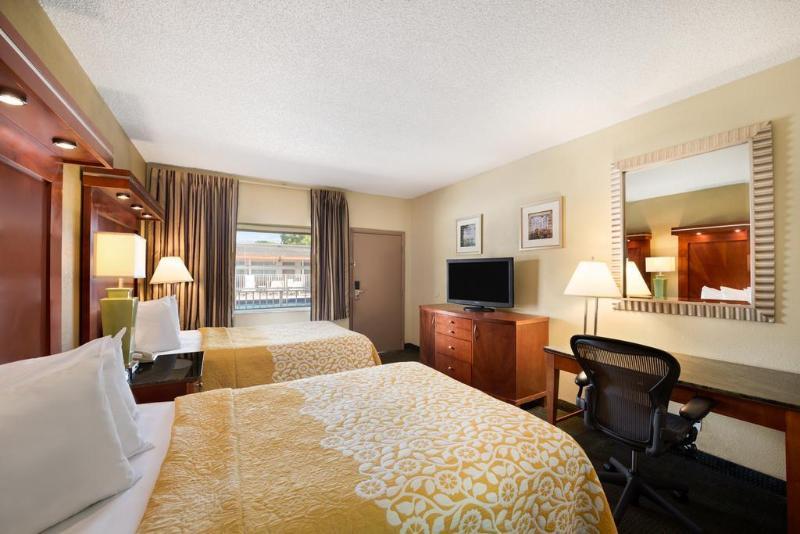 Days Inn By Wyndham Miami Airport North Miami Springs Εξωτερικό φωτογραφία